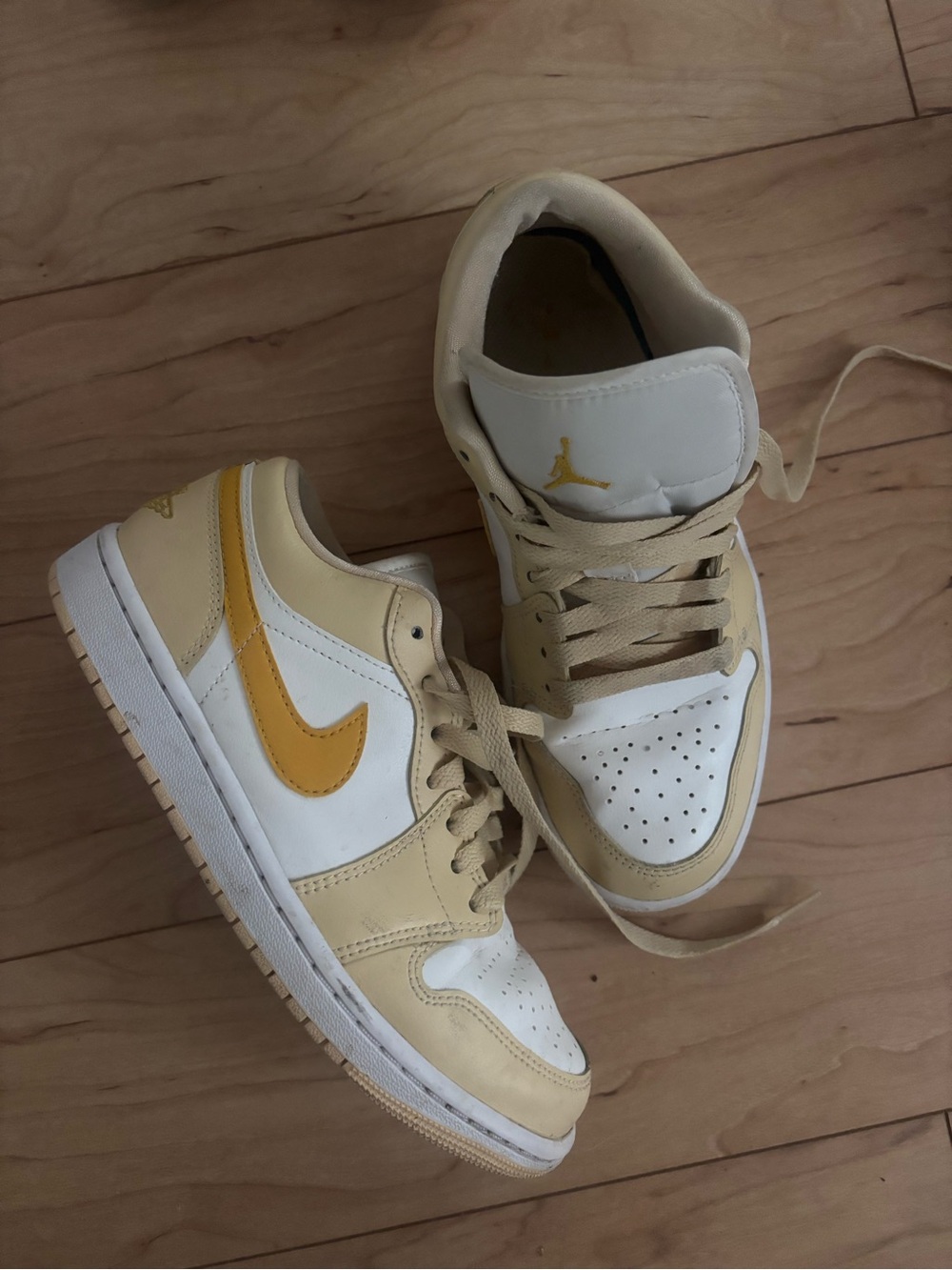 Nike Air Jordan Low-Top Sneakers in White & Yellow